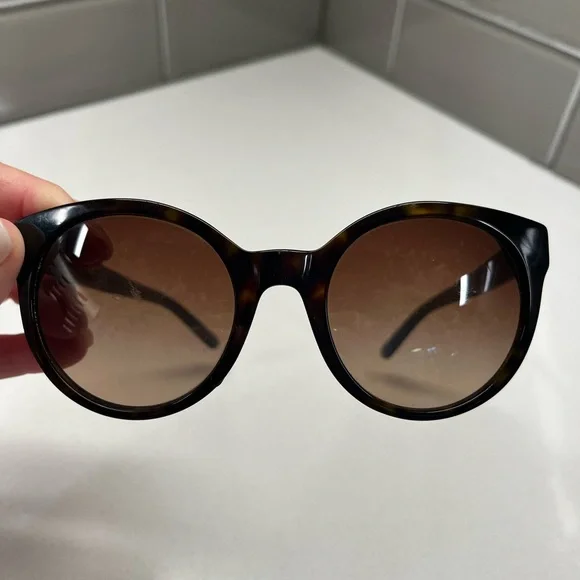 Tory Burch Sunglasses TY 7079 Round Blue Tortoise Frames Gold Logo - Picture 6 of 7